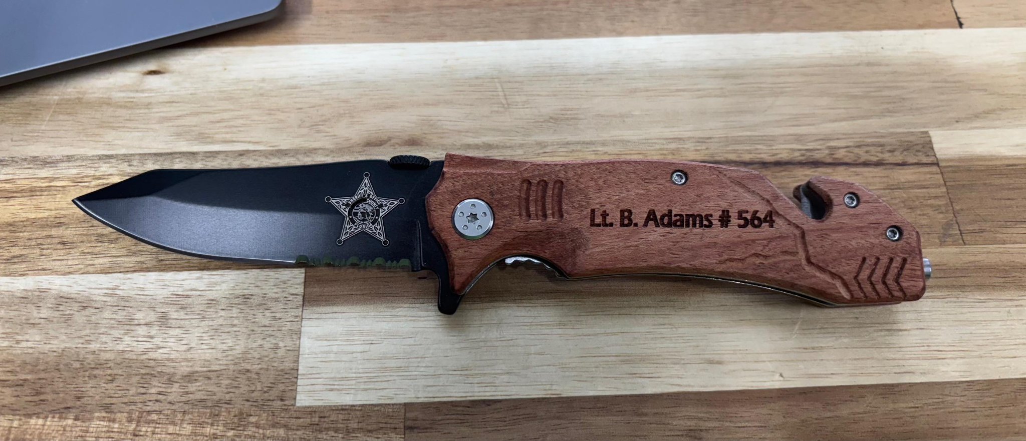 Engraved Rescue Knife - Bison River